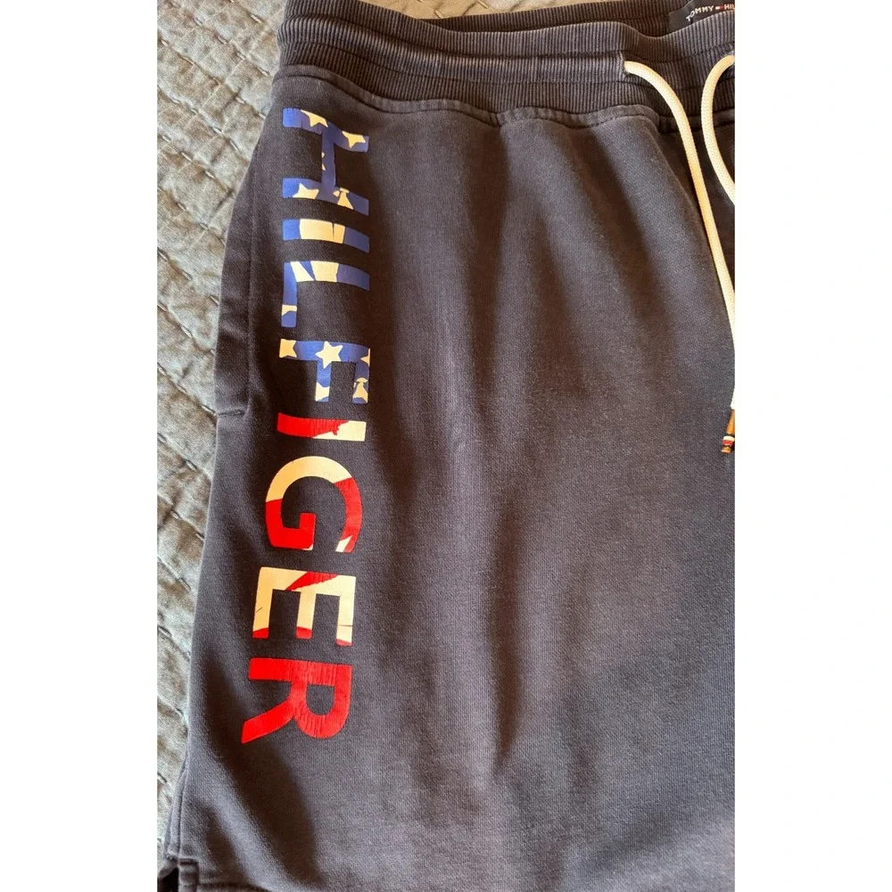 Tommy Hilfiger Sweat Shorts Men's Large Blue 100% Cotton Drawstring 8
